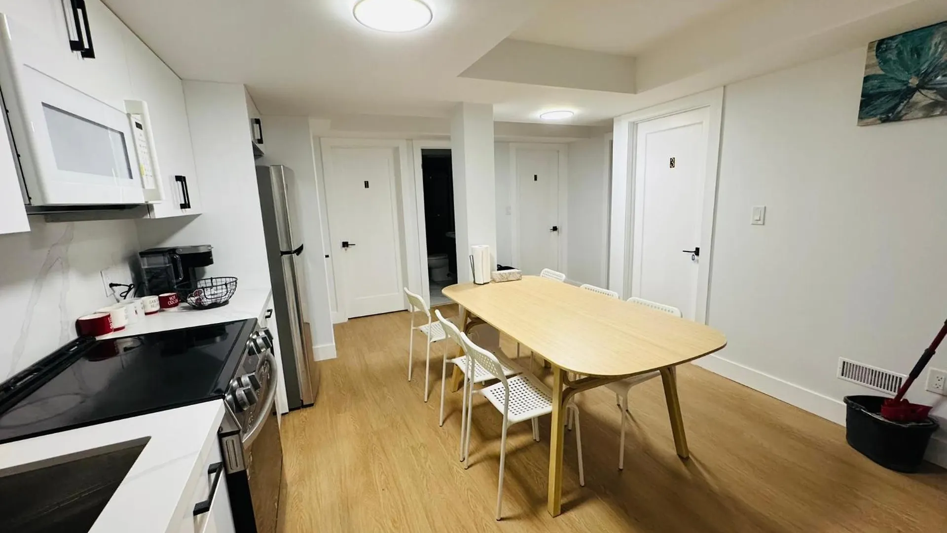 Appartement Entire Unit2 Airport Free Pkg Sep Entrance Newreno à Toronto